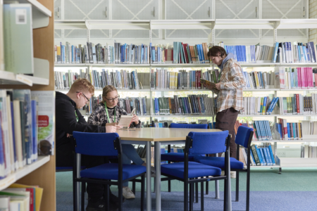 Library Moulton College 040523 0170