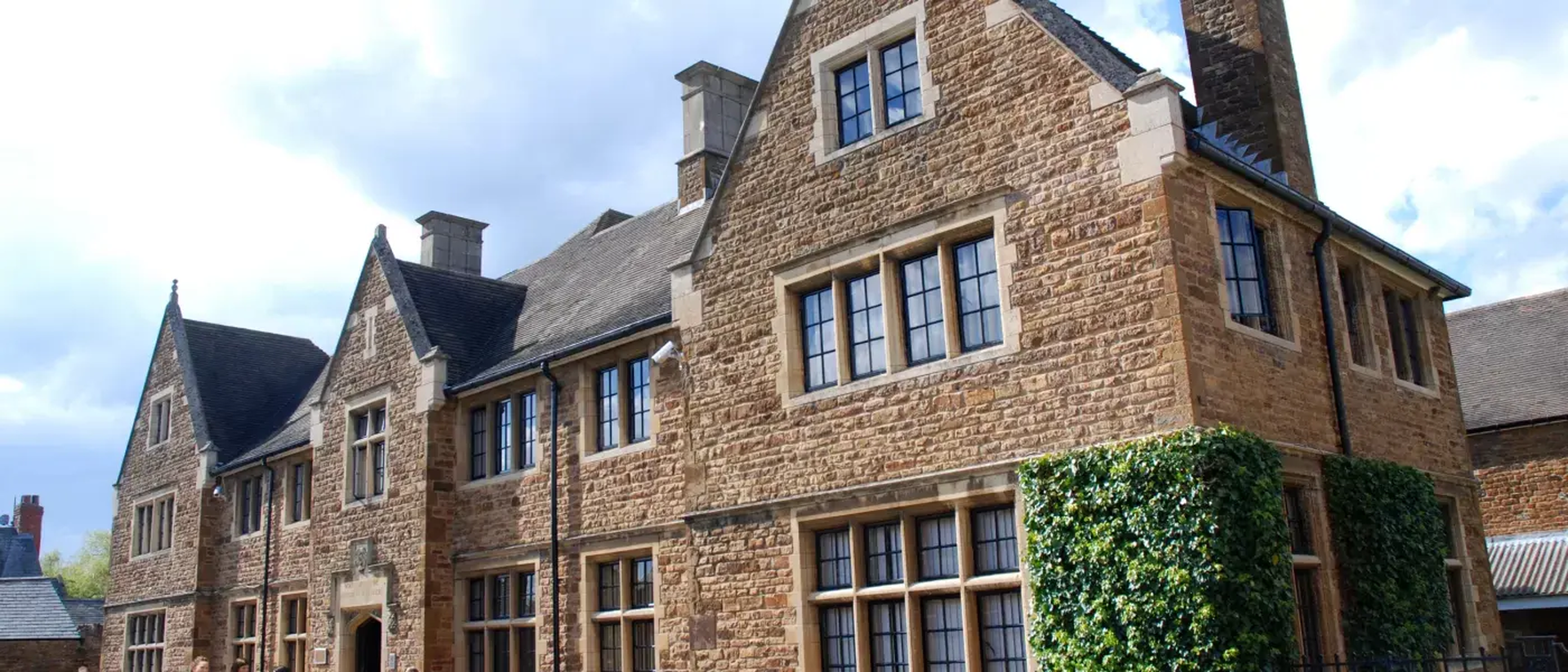 017 Stewart House