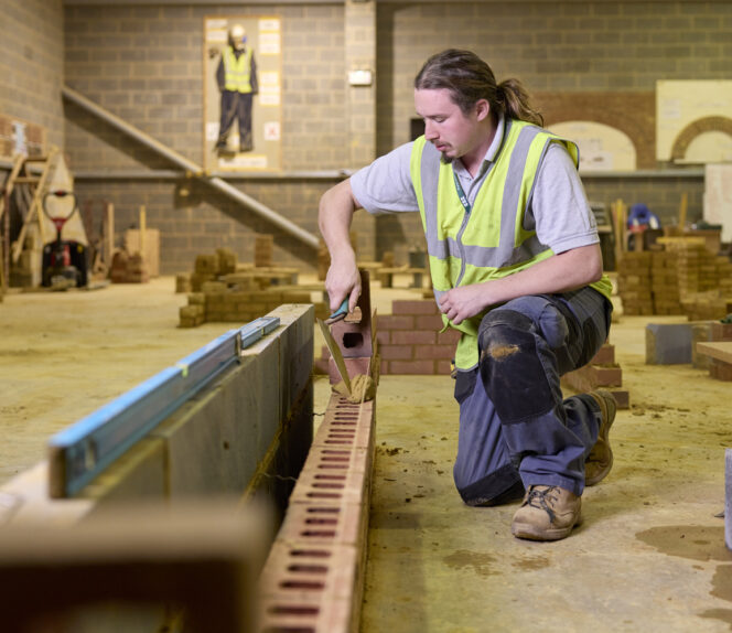 Diploma Level 1 Bricklaying