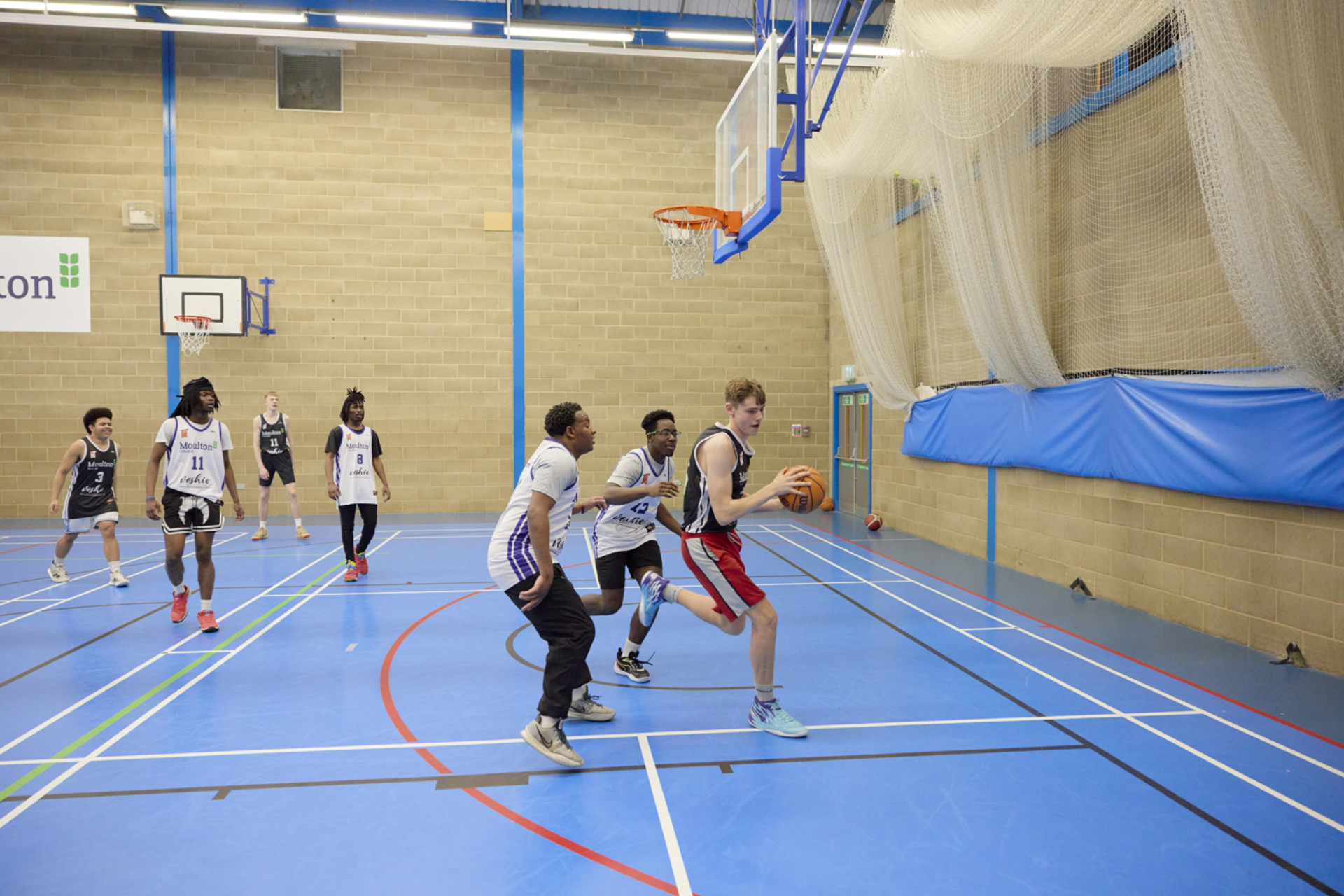 Moulton College 190324 1828